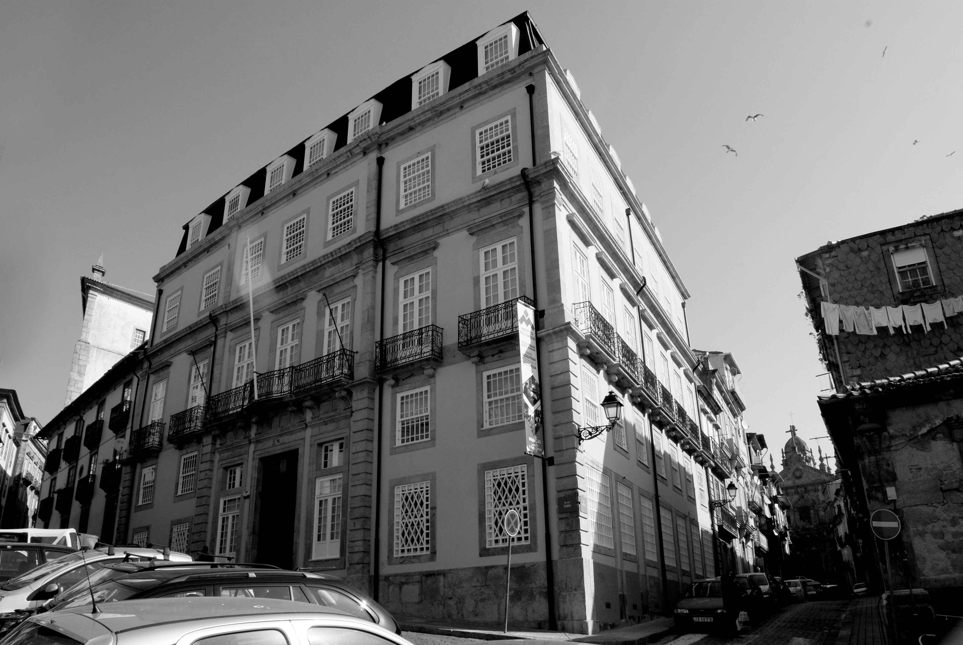Building on Rua das Taipas
